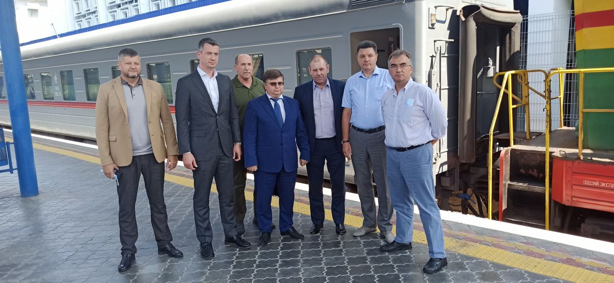 Андрей Никитченко принял участие в совещании по вопросу развития городского ж/д транспорта Севастополя Андрей Никитченко принял участие в совещании по вопросу развития городского ж/д транспорта Севастополя